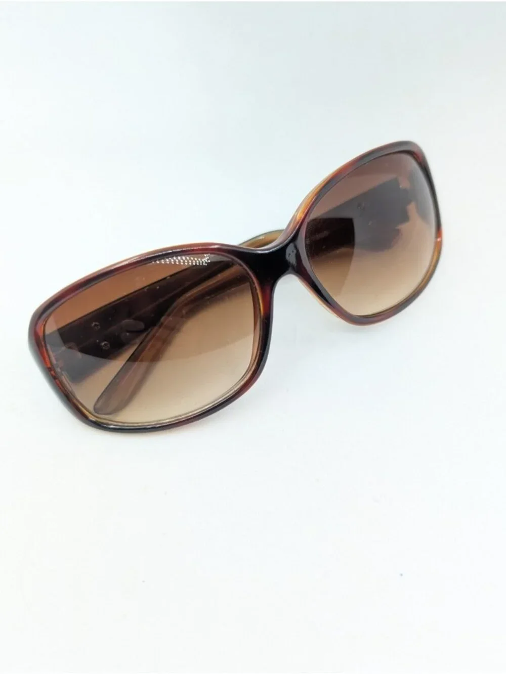 Steve Madden Sunglasses Brown faux Tortoise Women's Gold Side Logo S295 TSGD